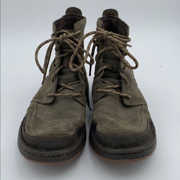 Chaco Men's Olive High-Top Boots suede leather chukka boots - Picture 2 of 12